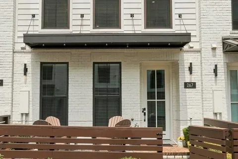 267 Mitchell Lane