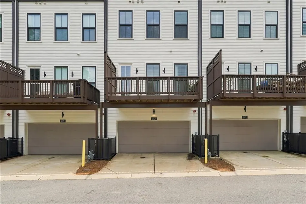 267 Mitchell Lane Woodstock, GA 30188