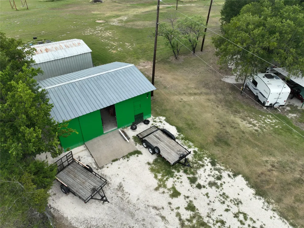 109 PR 2400 Iredell, TX 76649