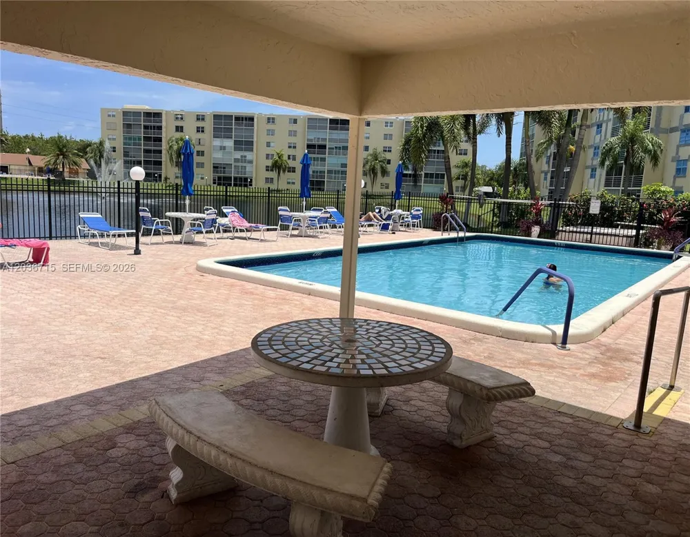 301 SE 3rd St #204 Dania Beach, FL 33004