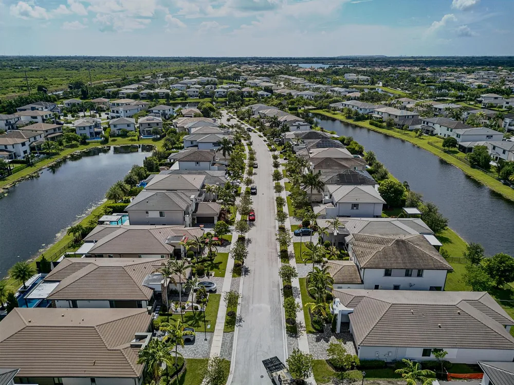 10890 Windward Street Parkland, FL 33076