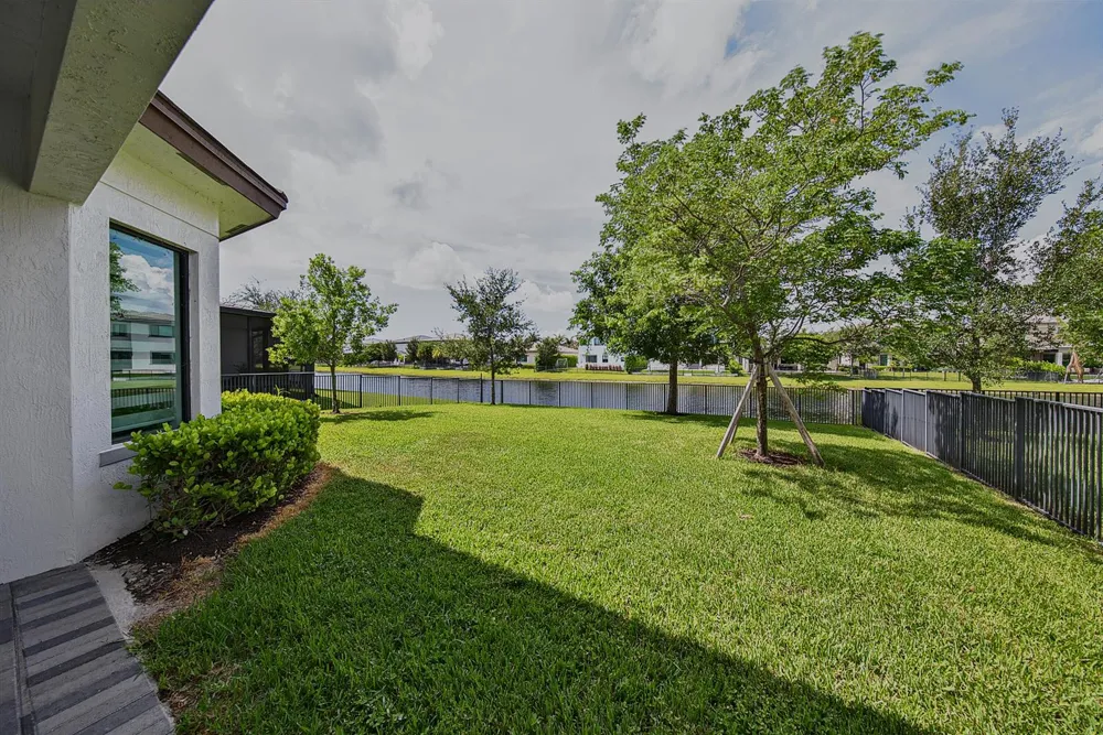 10890 Windward Street Parkland, FL 33076