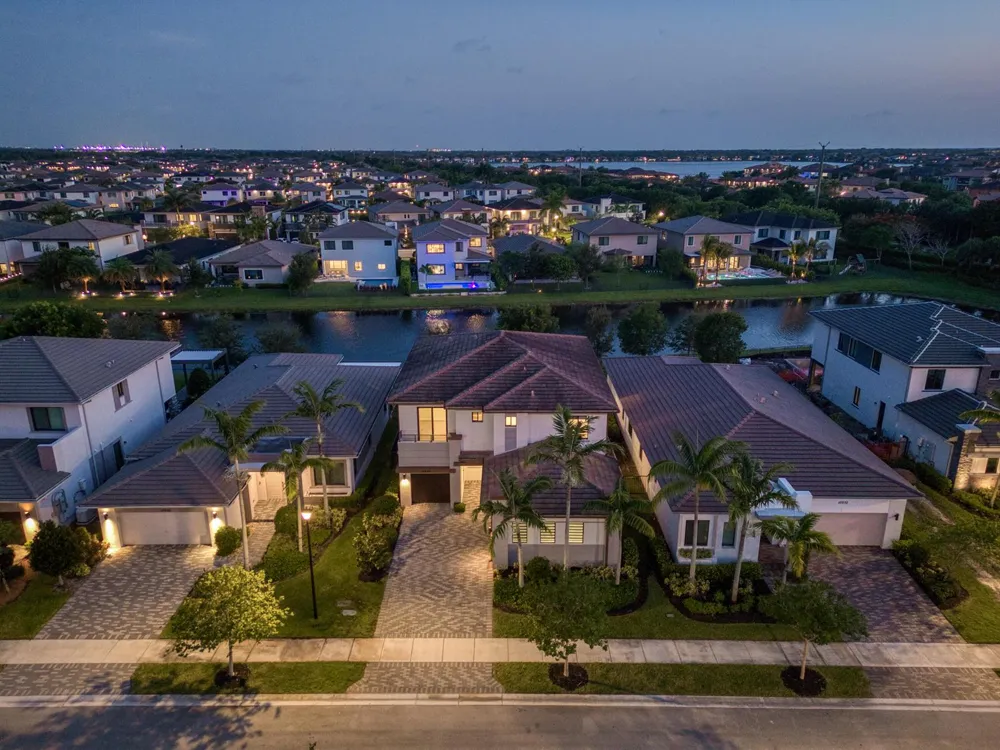 10890 Windward Street Parkland, FL 33076