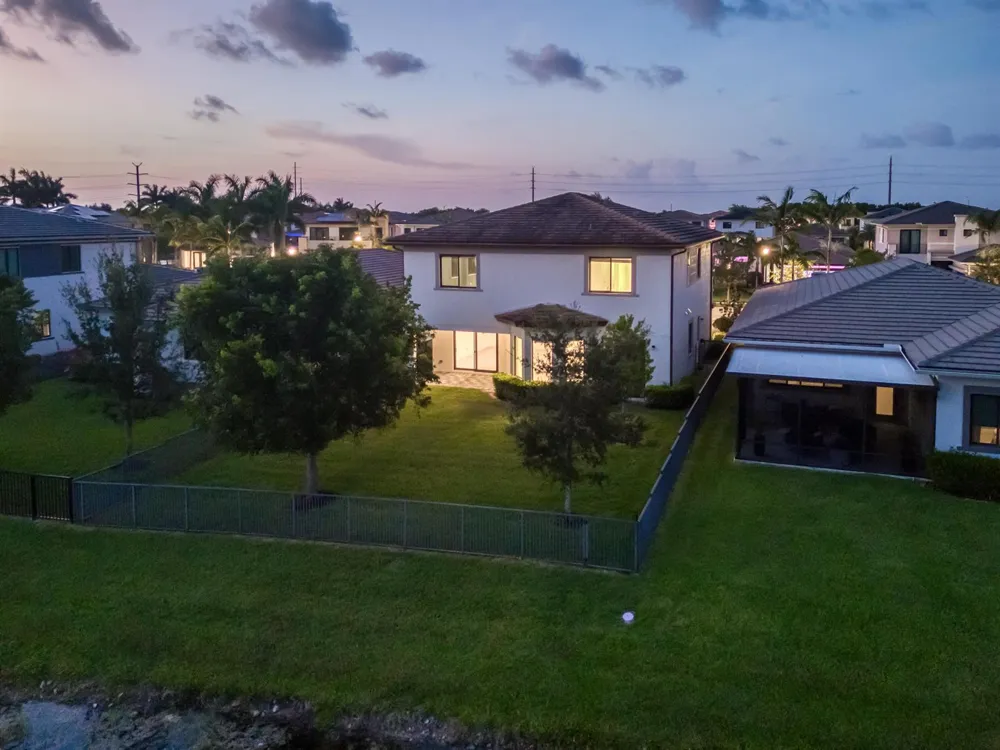 10890 Windward Street Parkland, FL 33076