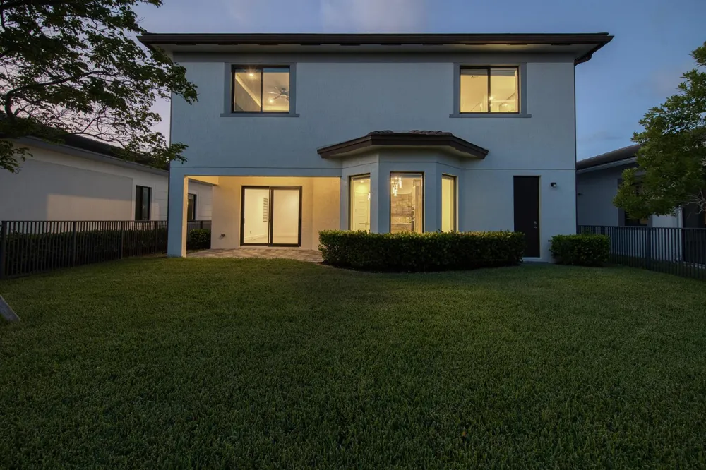 10890 Windward Street Parkland, FL 33076