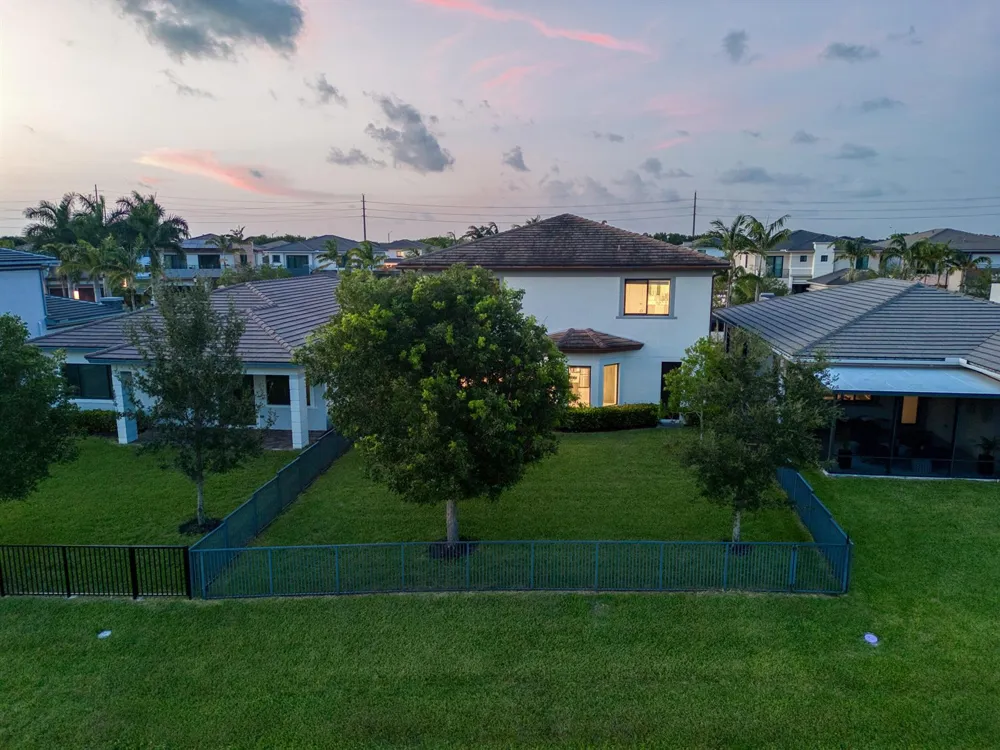 10890 Windward Street Parkland, FL 33076