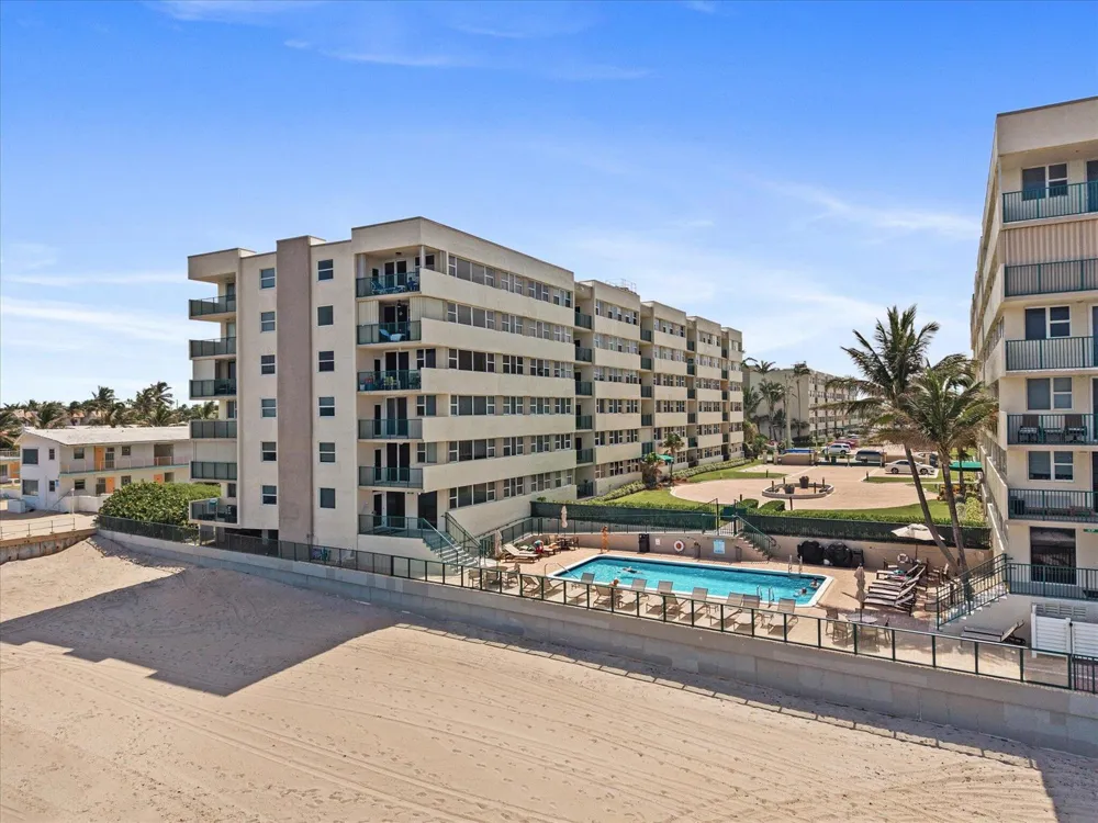1237 HILLSBORO MILE #604 Hillsboro Beach, FL 33062