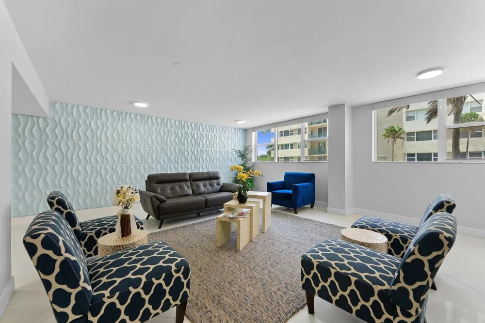 1237 HILLSBORO MILE #604 Hillsboro Beach, FL 33062
