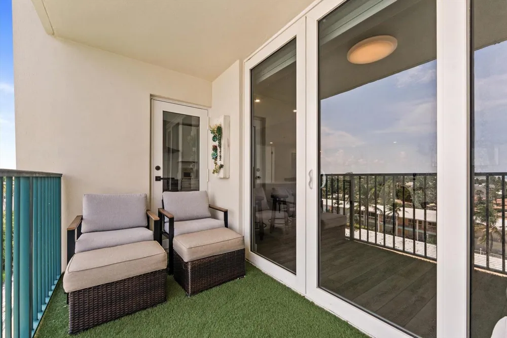 1237 HILLSBORO MILE #604 Hillsboro Beach, FL 33062