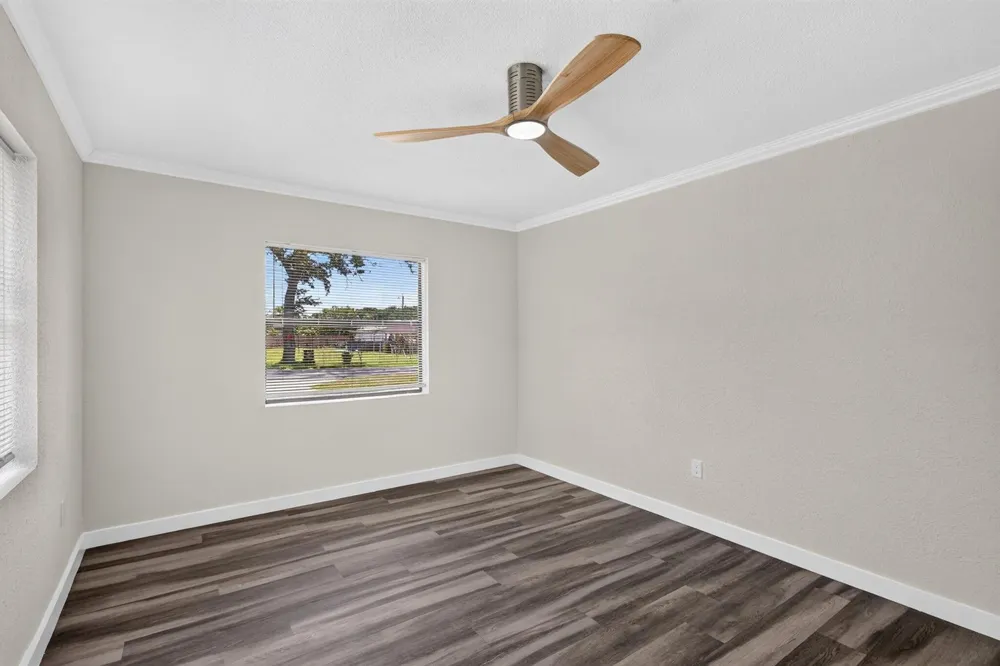 2205 44TH STREET Fort Pierce, FL 34946