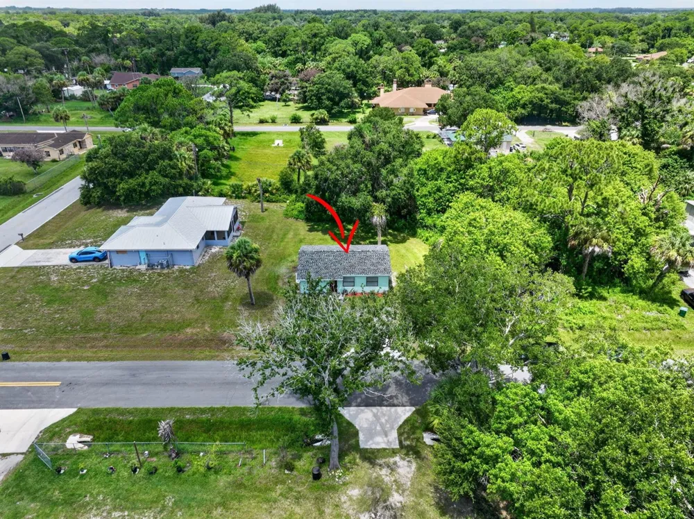 2205 44TH STREET Fort Pierce, FL 34946