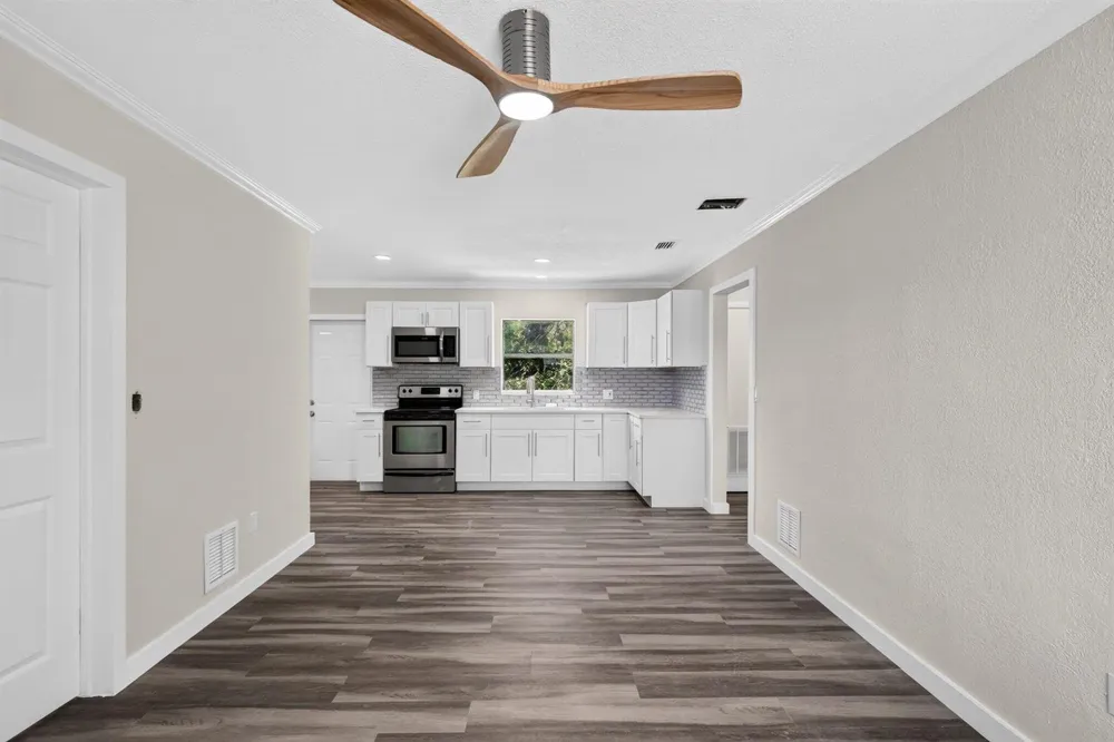 2205 44TH STREET Fort Pierce, FL 34946