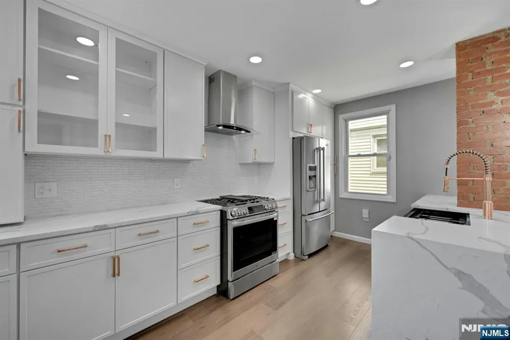595 Forest Street Kearny, NJ 07032