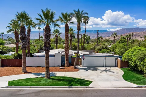 72879 Arboleda Drive