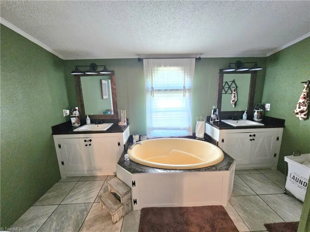 89 Sugar Maple Lane Pelham, NC 27311