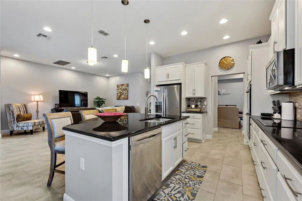 8719 CRESCENDO AVENUE Windermere, FL 34786