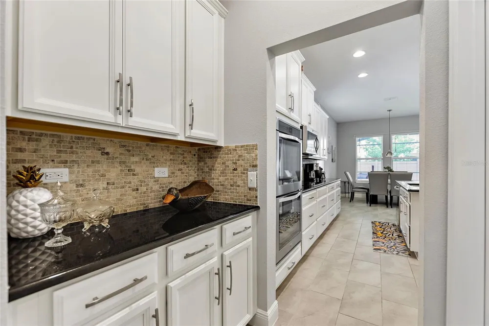 8719 CRESCENDO AVENUE Windermere, FL 34786