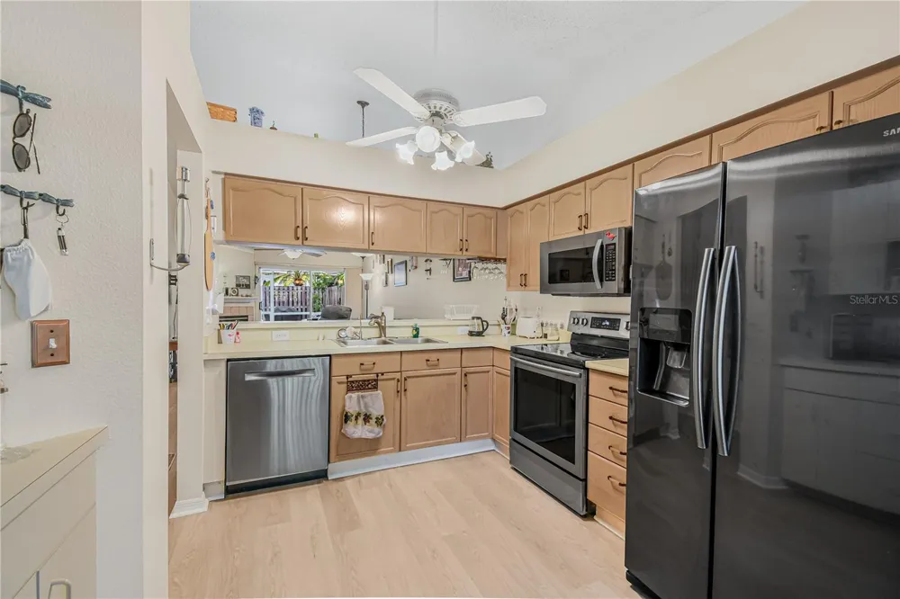 2586 PINE COVE LANE Clearwater, FL 33761