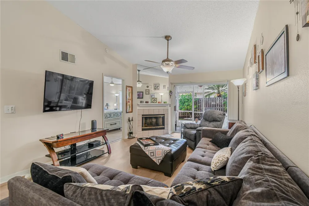 2586 PINE COVE LANE Clearwater, FL 33761