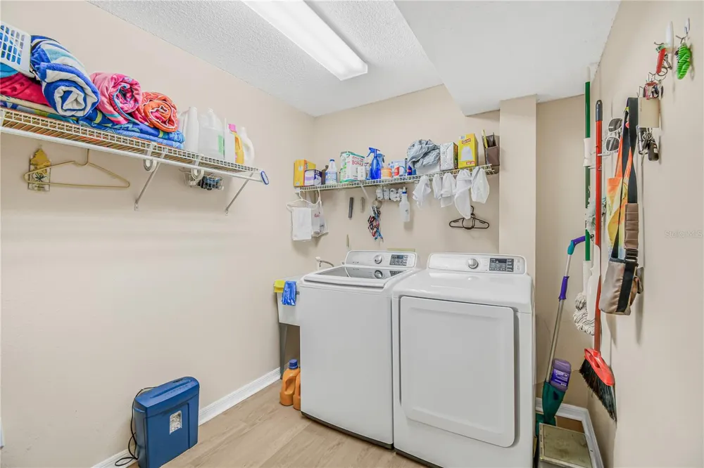 2586 PINE COVE LANE Clearwater, FL 33761