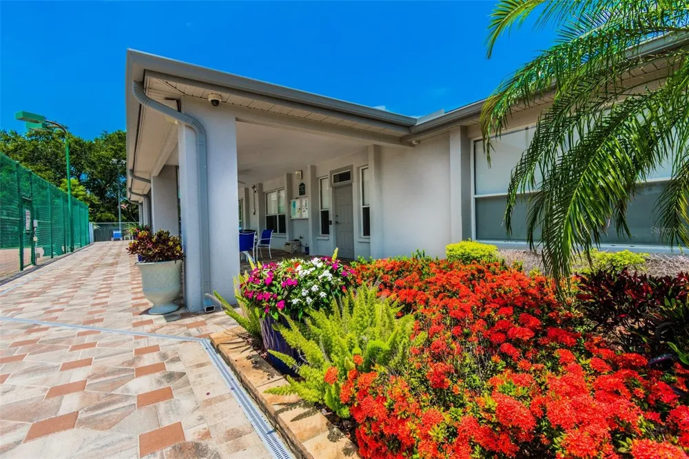 2586 PINE COVE LANE Clearwater, FL 33761