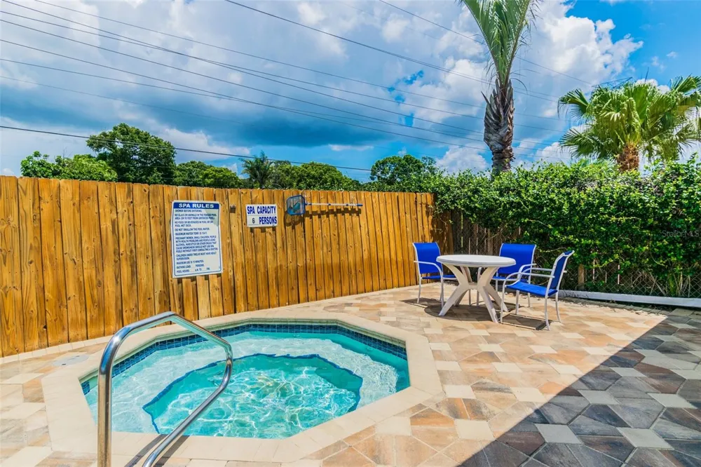 2586 PINE COVE LANE Clearwater, FL 33761