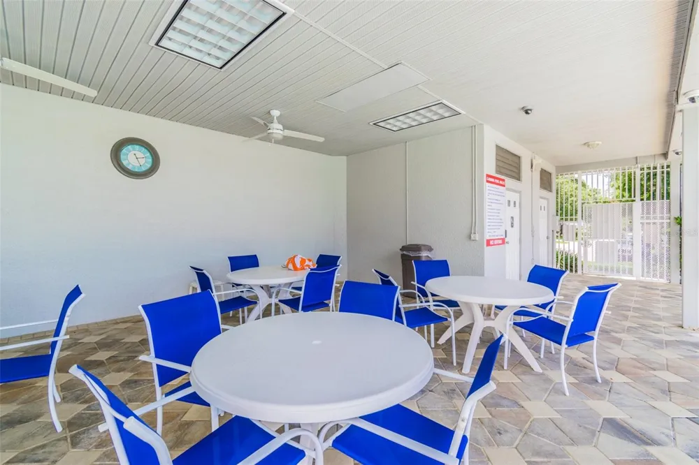 2586 PINE COVE LANE Clearwater, FL 33761