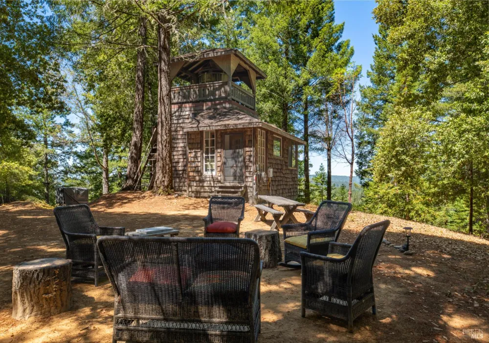 33790 Annapolis Road Annapolis, CA 95412