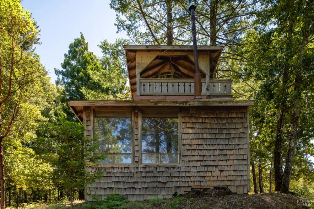 33790 Annapolis Road Annapolis, CA 95412