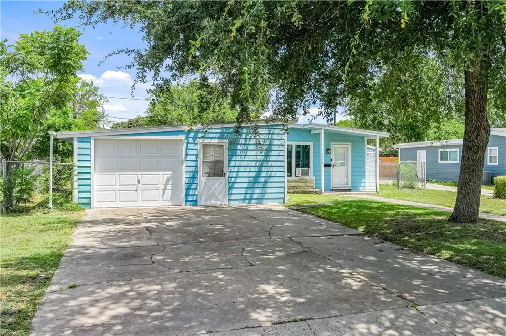 1514 Devon Drive Corpus Christi, TX 78415