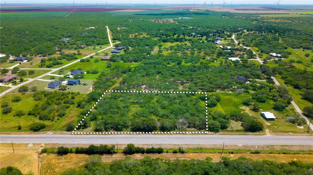 5452 Main Street Mathis, TX 78368