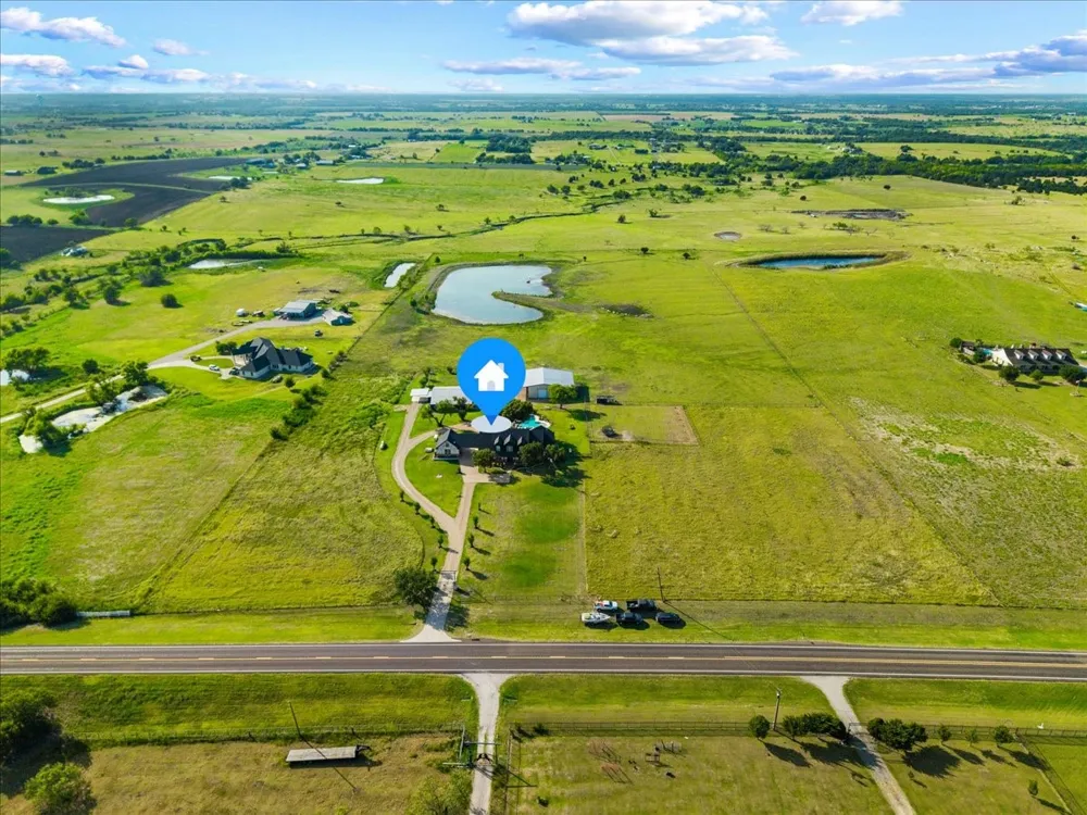 975 Fm 85 Ennis, TX 75119
