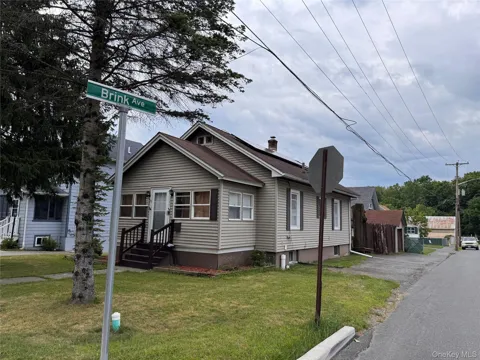109 Lake Avenue