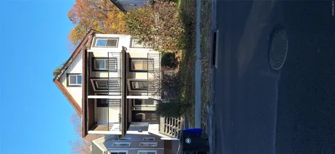 195 Hamilton Street #2