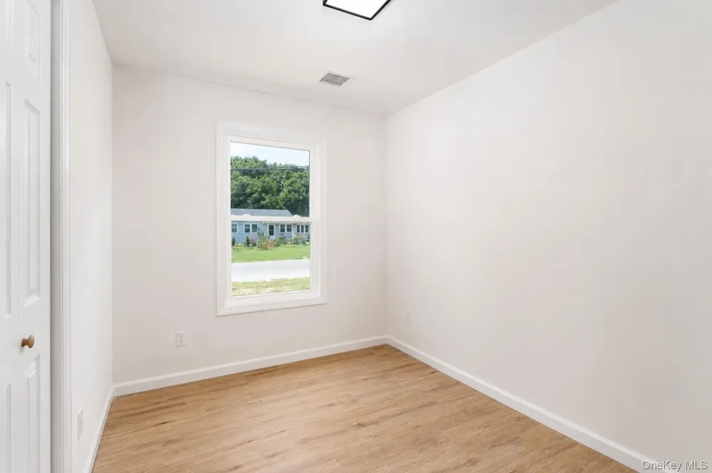 743 Hoffman Avenue Bellport, NY 11713