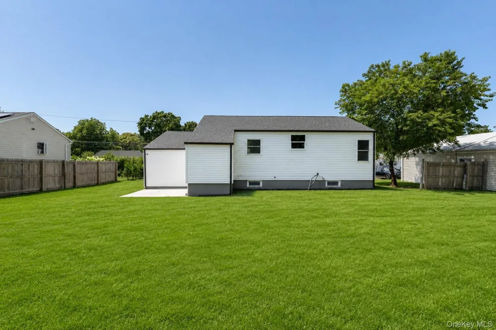 743 Hoffman Avenue Bellport, NY 11713