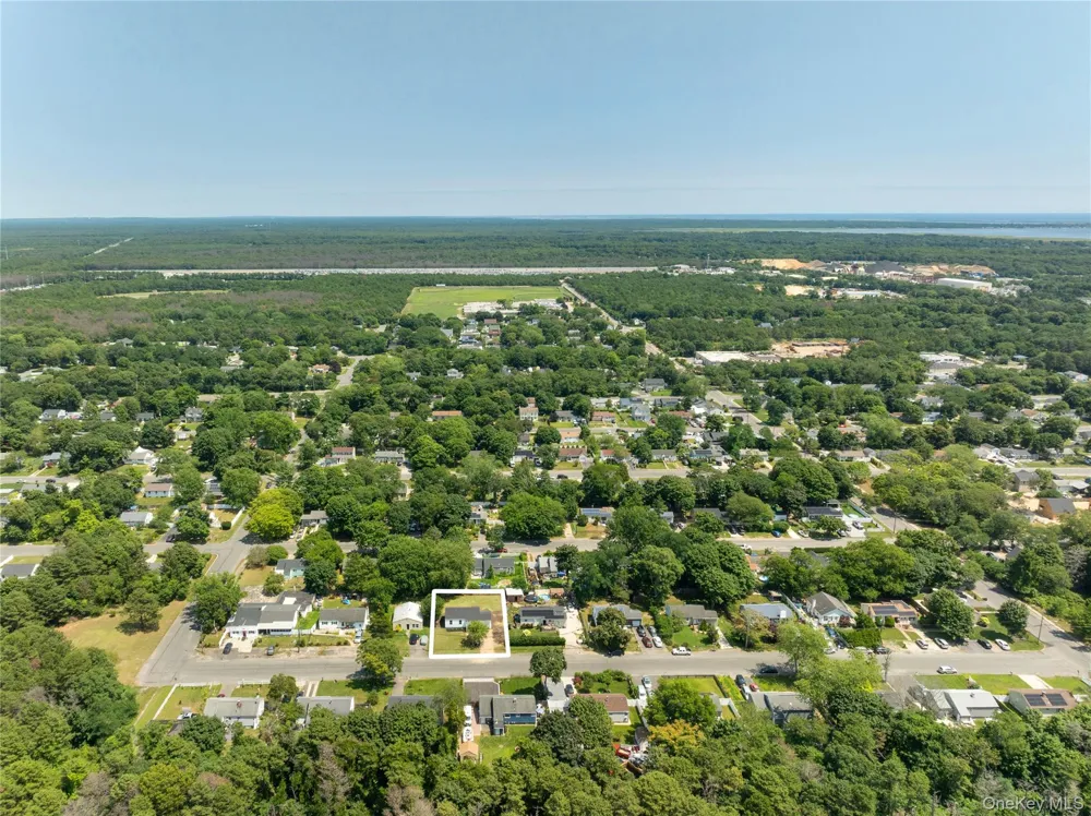 743 Hoffman Avenue Bellport, NY 11713