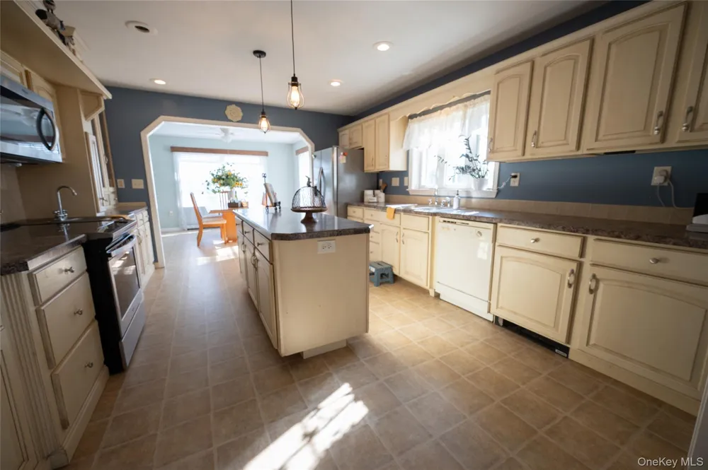 172 State Highway 331 Highway Call Listing Agent, NY 13452