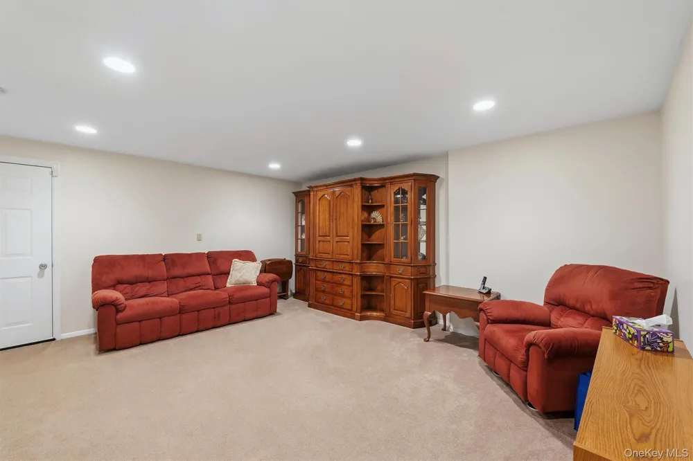 3302 Homestead Court Peekskill, NY 10566