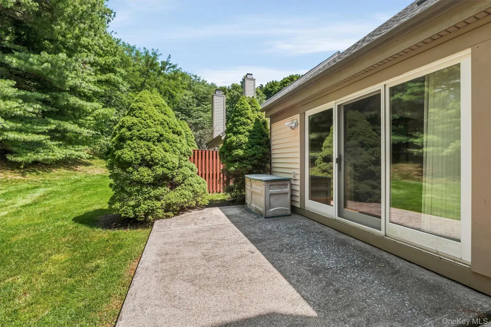 3302 Homestead Court Peekskill, NY 10566