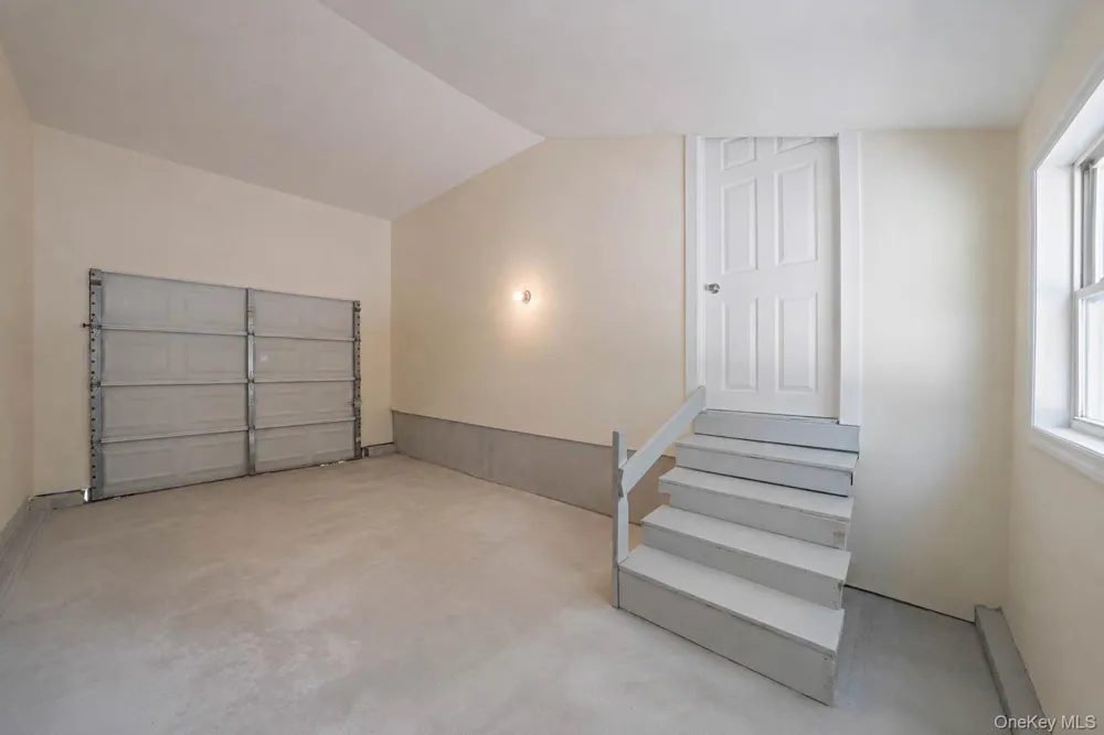 948 Walker Street Bellport, NY 11713
