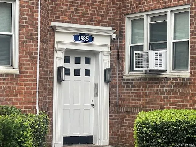 1385 Broadway #A33 Hewlett, NY 11557
