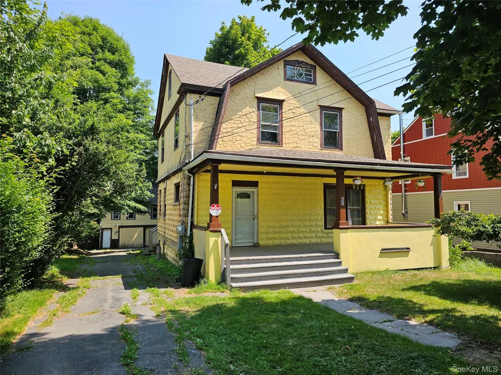 62 Clinton Avenue Monticello, NY 12701