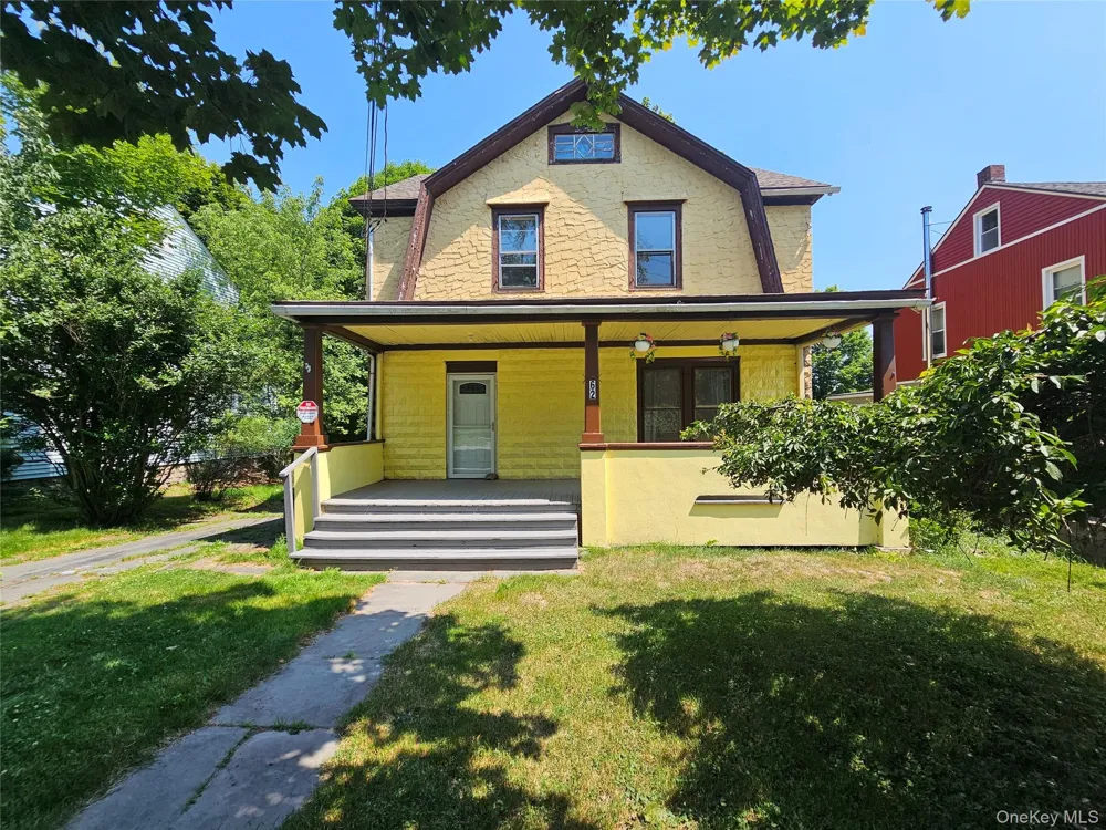 62 Clinton Avenue Monticello, NY 12701