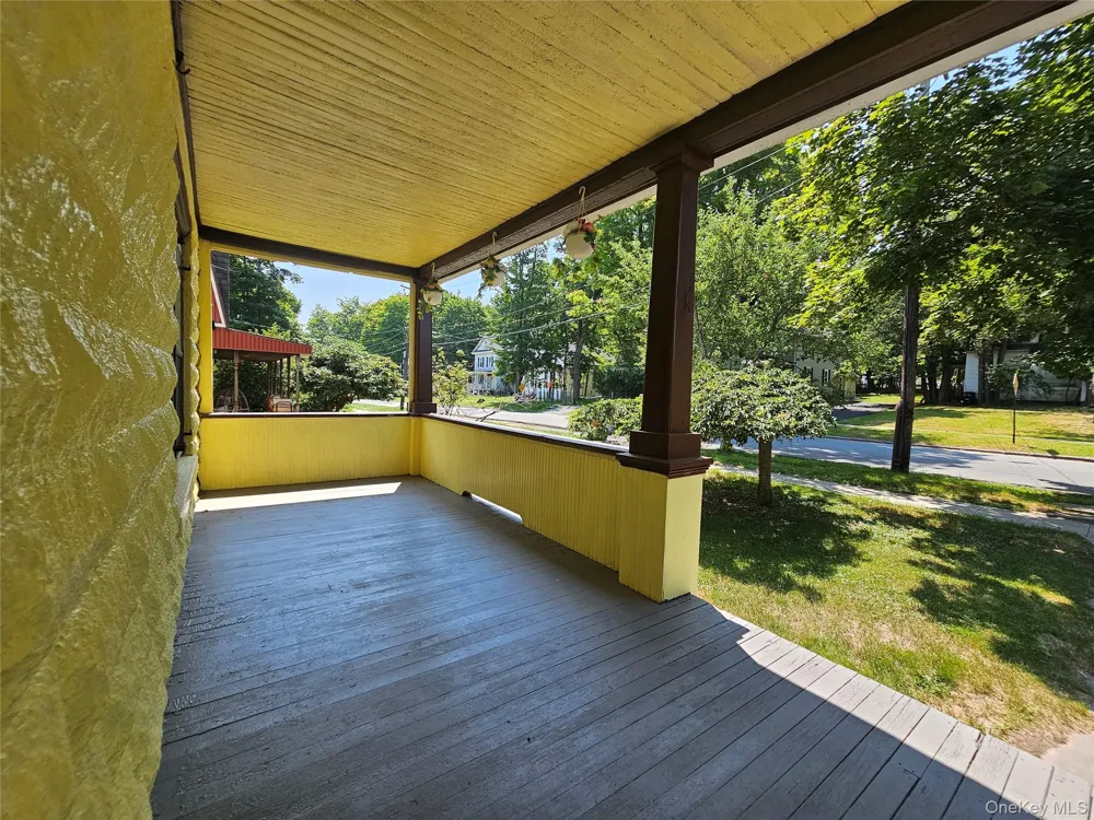 62 Clinton Avenue Monticello, NY 12701