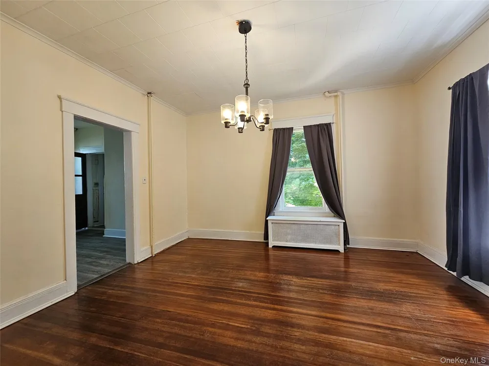 62 Clinton Avenue Monticello, NY 12701