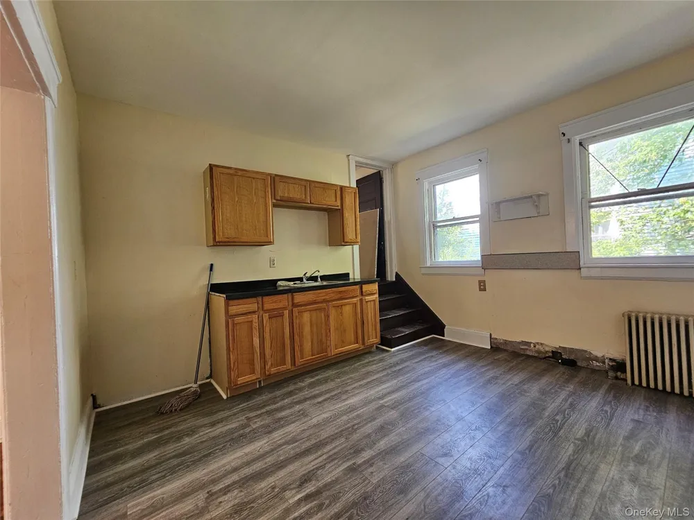 62 Clinton Avenue Monticello, NY 12701