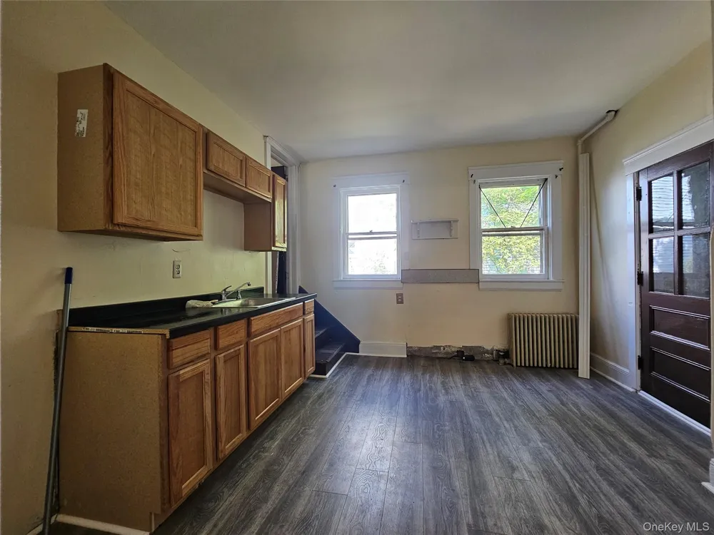 62 Clinton Avenue Monticello, NY 12701