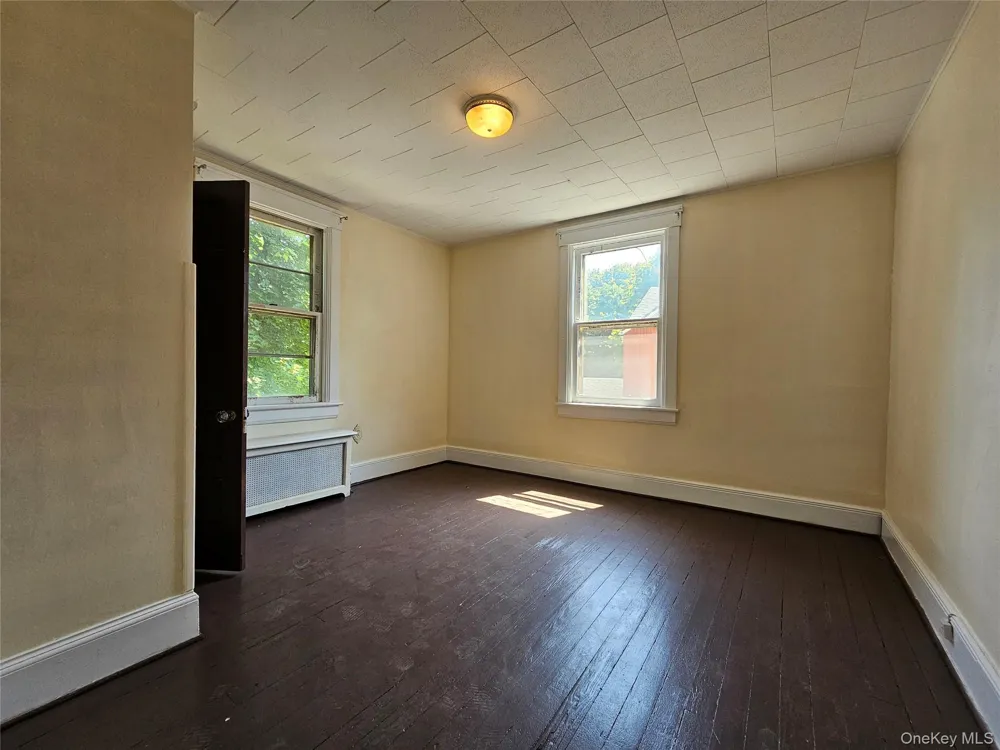 62 Clinton Avenue Monticello, NY 12701