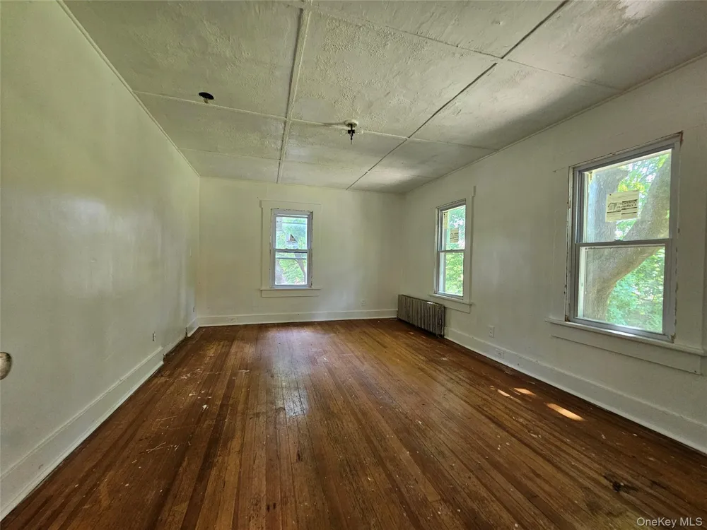 62 Clinton Avenue Monticello, NY 12701
